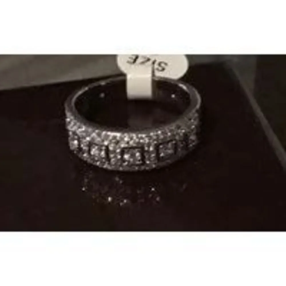 New~2 Ct. Round Pave Genuine Diamond Simulant Band Ring Sz 8